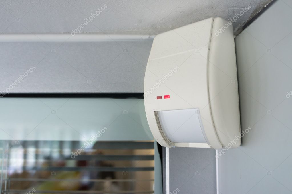 Sensori allarme installati su infissi e interno