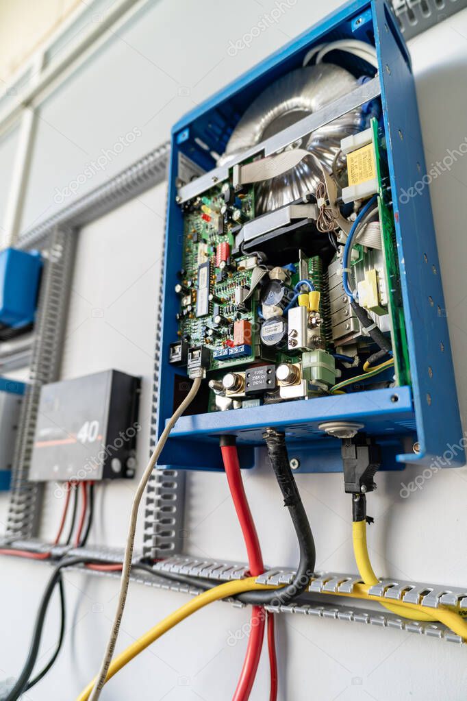 Inverter FV installato a parete